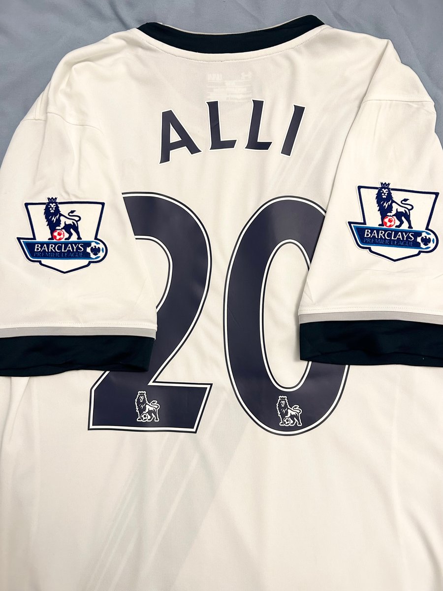 Image of Tottenham Hotspur “ALLI 20” 2015/16 Home Shirt + patches (L)