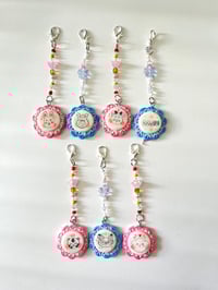 Image 3 of miniteen doodle keychain