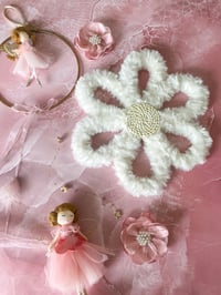 Image 2 of Lola Wildflower Trio