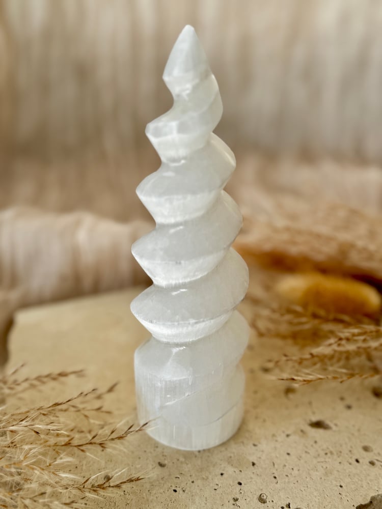 Image of Selenite Roller Tower