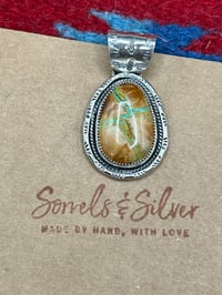 Image 2 of Royston Ribbon Pendant