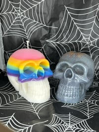 Image 1 of Skull Candle