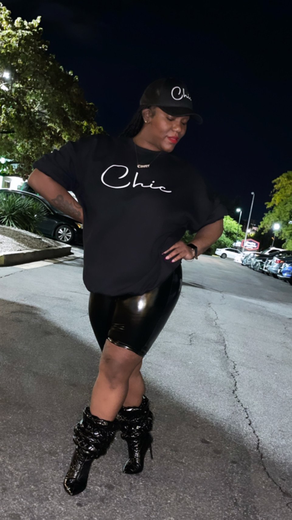 Image of Chic Signature Sweatshirt 