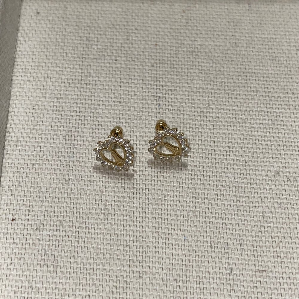 Image of 14k gold heart virgen mary earrings 
