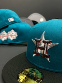 Image 2 of New Era 59Fifty Shark Teal