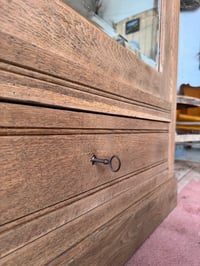 Image 7 of L’élégante armoire en chêne 
