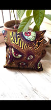 DEMONEYES CUSHION YELLOW