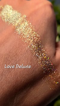 Image 4 of LOVE DELUXE HOLOCHROME 