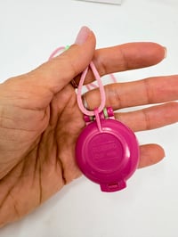 Image 7 of Ensemble bracelet et Polly Pocket Medaillon fushia beauté Complet