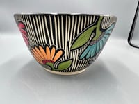 Image 2 of Ceramic Daisy Bowl with charcoal interior- Leslie Krist