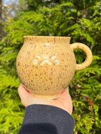 Image 1 of Fat Belly Face Mug (Yellow)