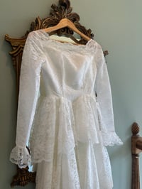 Image 15 of 1960s Timeless Tiered Lace