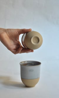 Image 2 of Yunomi Cup – Glossy Sky Blue