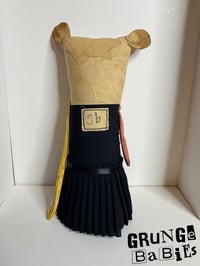 Image 3 of Greta Batsworth