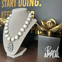Image 4 of Shell Chips Pendant Pearl Necklace