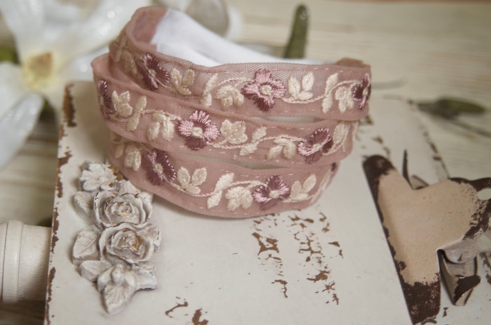 Image of Floral embroidered headband 