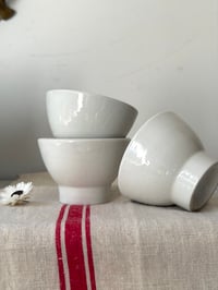 Image 6 of Pot à oreilles & trio de petits bols