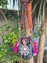 Image 14 of Slouch bag leather pulley - black White 