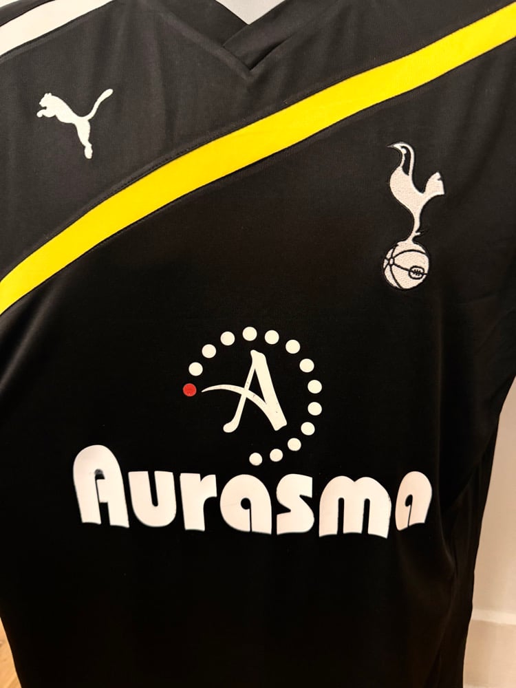 Image of Tottenham Hotspur “MODRIĆ 14” 2011/12 Third Shirt + PL patches 