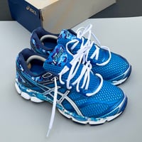 Image 1 of size: us8W uk6 eu39.5 cm25