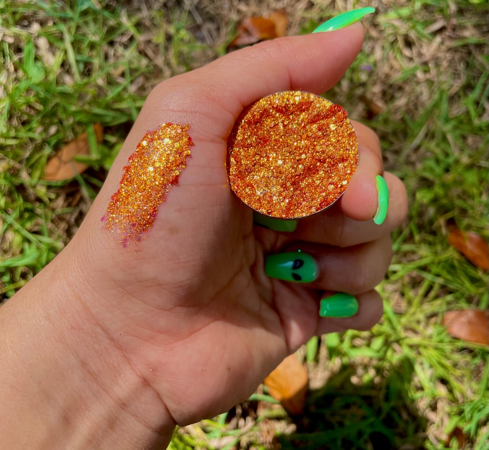 Image of CANDYCORN SUGA PRESSED GLITTER MIRROR COMPACT