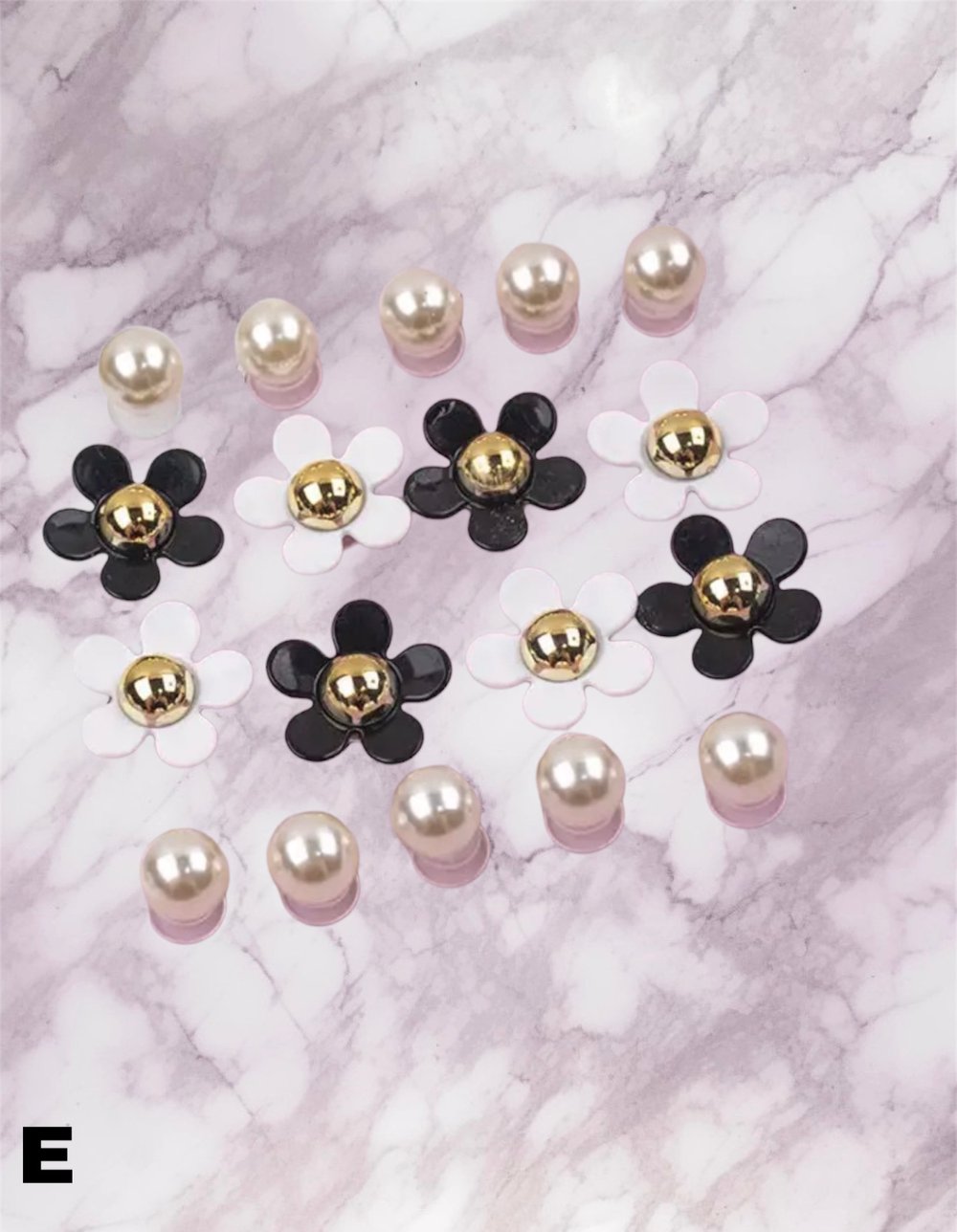 Image of Pearls & Flowers Tote Charms (18pc)