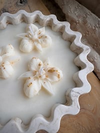 Image 4 of The large Orchid Candle