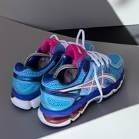 Image 4 of size: us7.5 uk5.5 eu39  cm24.5