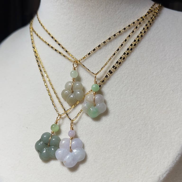 puff blossom necklace