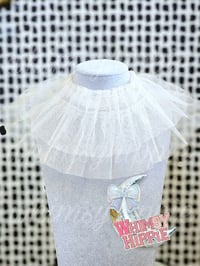 Ruffle Choker