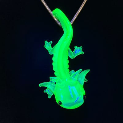 Image of  Ion over  Aquamania V2 Axolotl pendant 