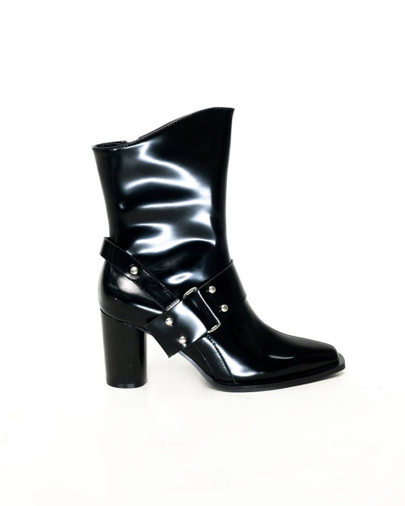 MARKZ GRUNGE BOOTS