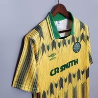 Image 3 of Celtic 1990/91 Away