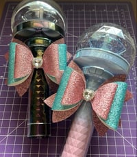 Image 2 of SVT Lightstick Bow