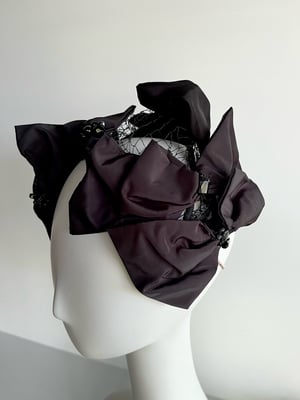 Image of Black cocktail headpiece 