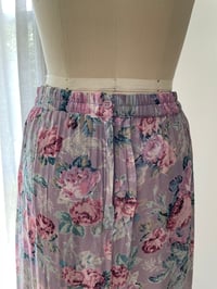 Image 3 of Vintage 90’s Rayon Lilic Floral Skirt Size Medium 