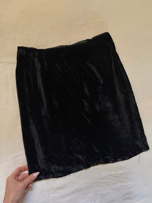 80s slinky velvet mini skirt 