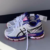 Image 1 of Asics Gel Nimbus 15 Cupcake size: us9W uk7 eu40.5 cm25.5