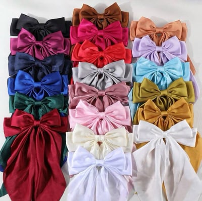 Image of The Ultimate Doll Bow Clip