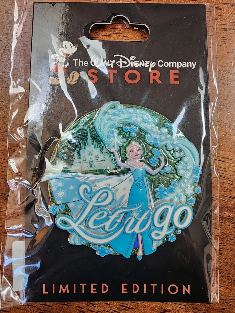 Image of Let it go frozen dec pin le 400