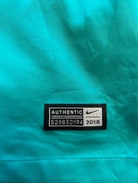 Image 10 of Tottenham Hotspur “LUCAS 27” 2018/19 Third Shirt + patches (XL)