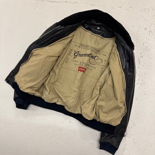 Image of 1990s Levi’s Croppd Leather Jacket, Size Large