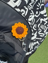 Image 4 of Sunflower Keyring