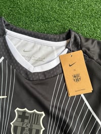 Image 4 of FC Barcelona Black/White Third Kit(Spotify Sponsor)