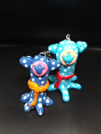 Image 2 of Squid Cat Keychain 