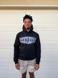 VANDALS PULLOVER HOODIE