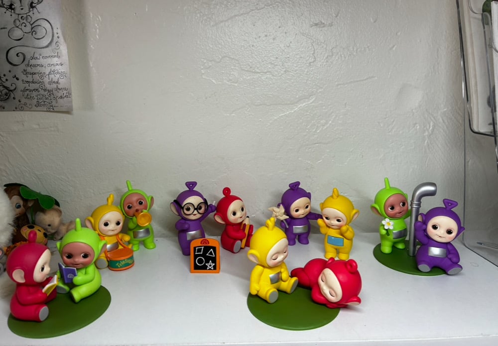 Image of Teletubbies figurines 12pc 