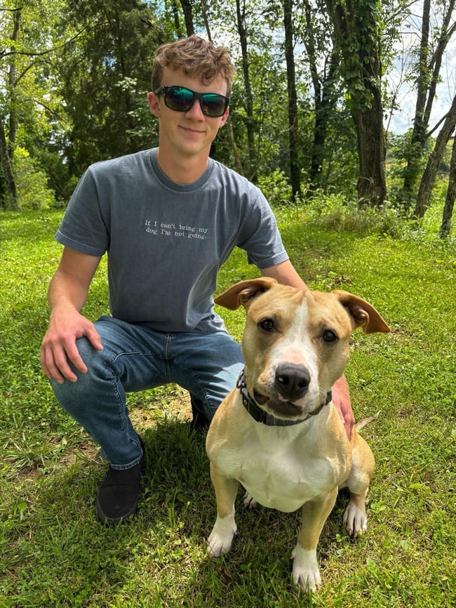 IF I CAN’T BRING MY DOG I’M NOT GOING TSHIRT