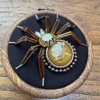 Image 1 of Dried flower spider (c, 3.5  inches)