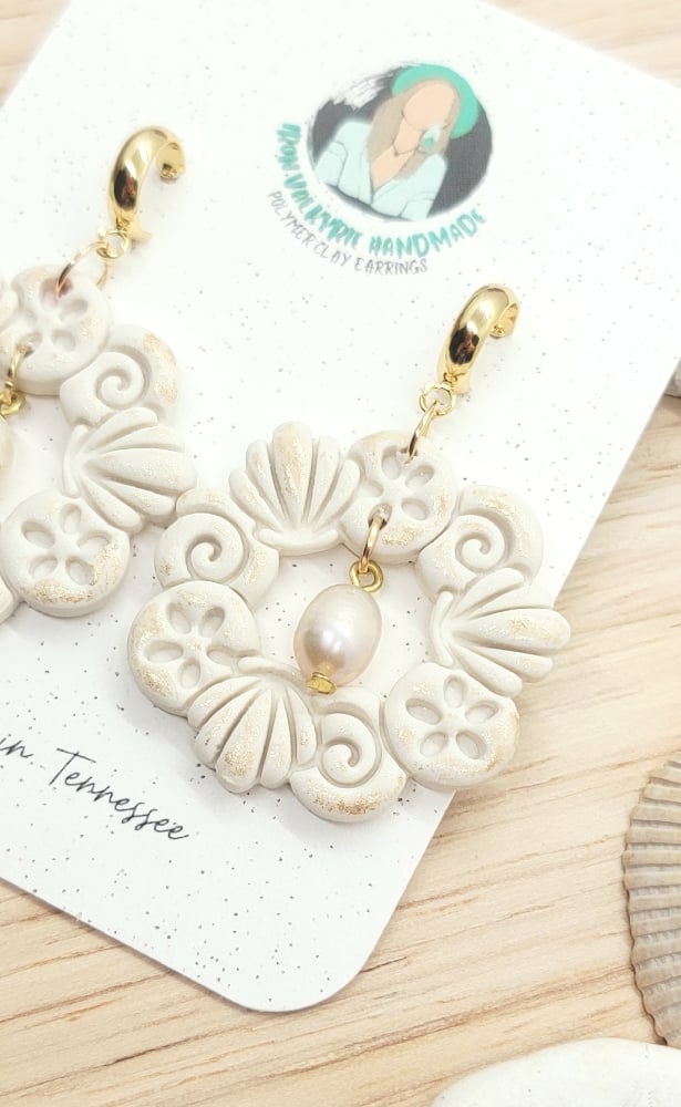 Image of Seashell Breeze Dangle